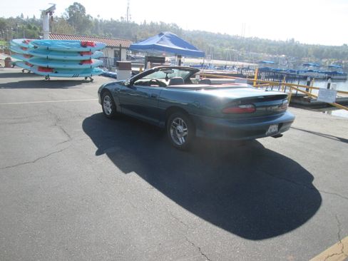 Used 1995 Chevrolet Camaro Z28 RWD image 26