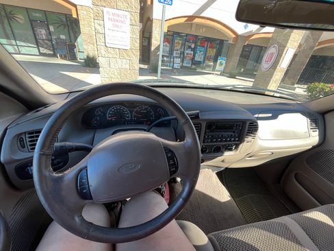 Used 2002 Ford F150 2WD SuperCrew image 5