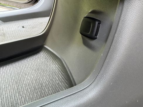 Used 2017 Cadillac XT5 Luxury w/ Driver Awareness Package image 26