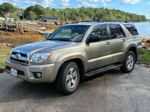 Used 2007 Toyota 4Runner Sport RWD image 1