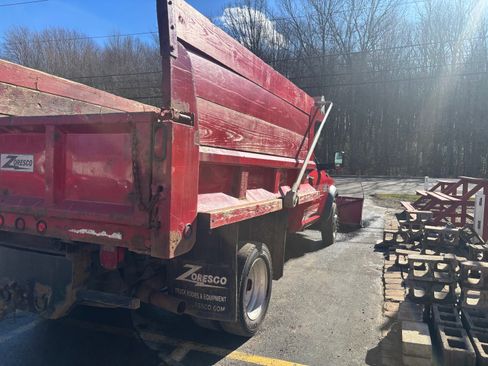 Used 2016 RAM 5500 Tradesman image 6