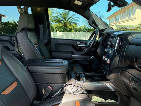 Used 2020 GMC Sierra 1500 AT4 w/ AT4 Premium Package image 17