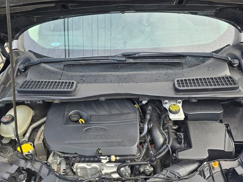 Used 2018 Ford Escape SE w/ SE Sync 3 Package FWD image 13