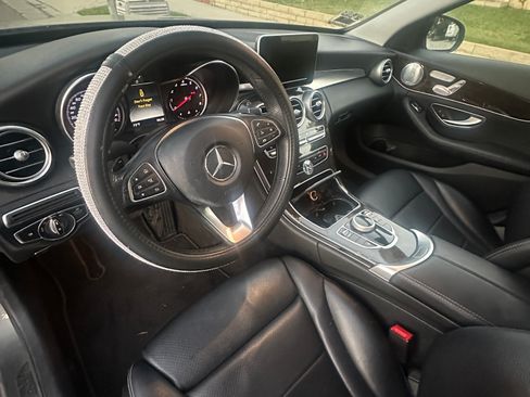 Used 2018 Mercedes-Benz C 300 Sedan image 21