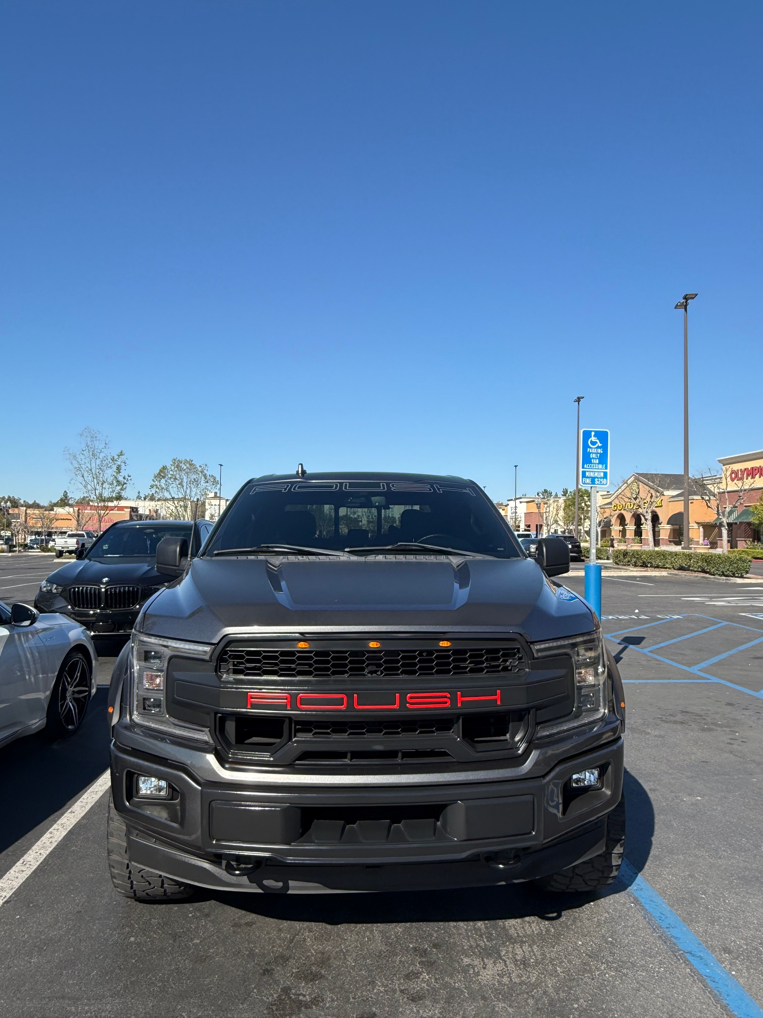 Used 2018 Ford F150 XLT w/ Equipment Group 302A Luxury AWD/4WD image 6