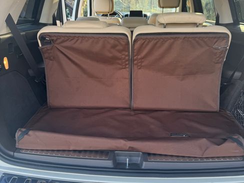 Used 2019 Mercedes-Benz GLS 550 4MATIC image 16