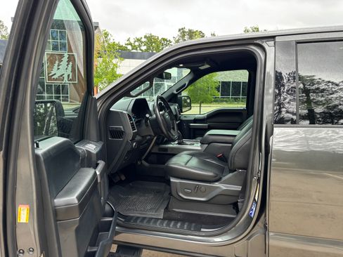 Used 2019 Ford F150 XLT w/ Equipment Group 302A Luxury image 13