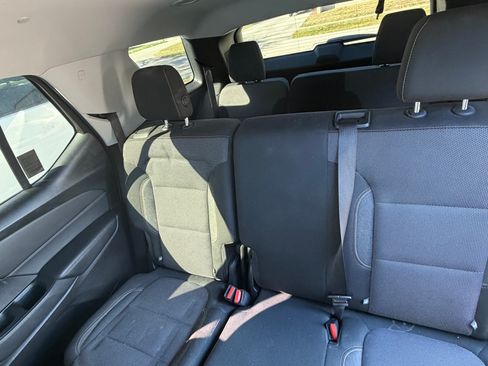 Used 2018 Chevrolet Traverse LT image 14