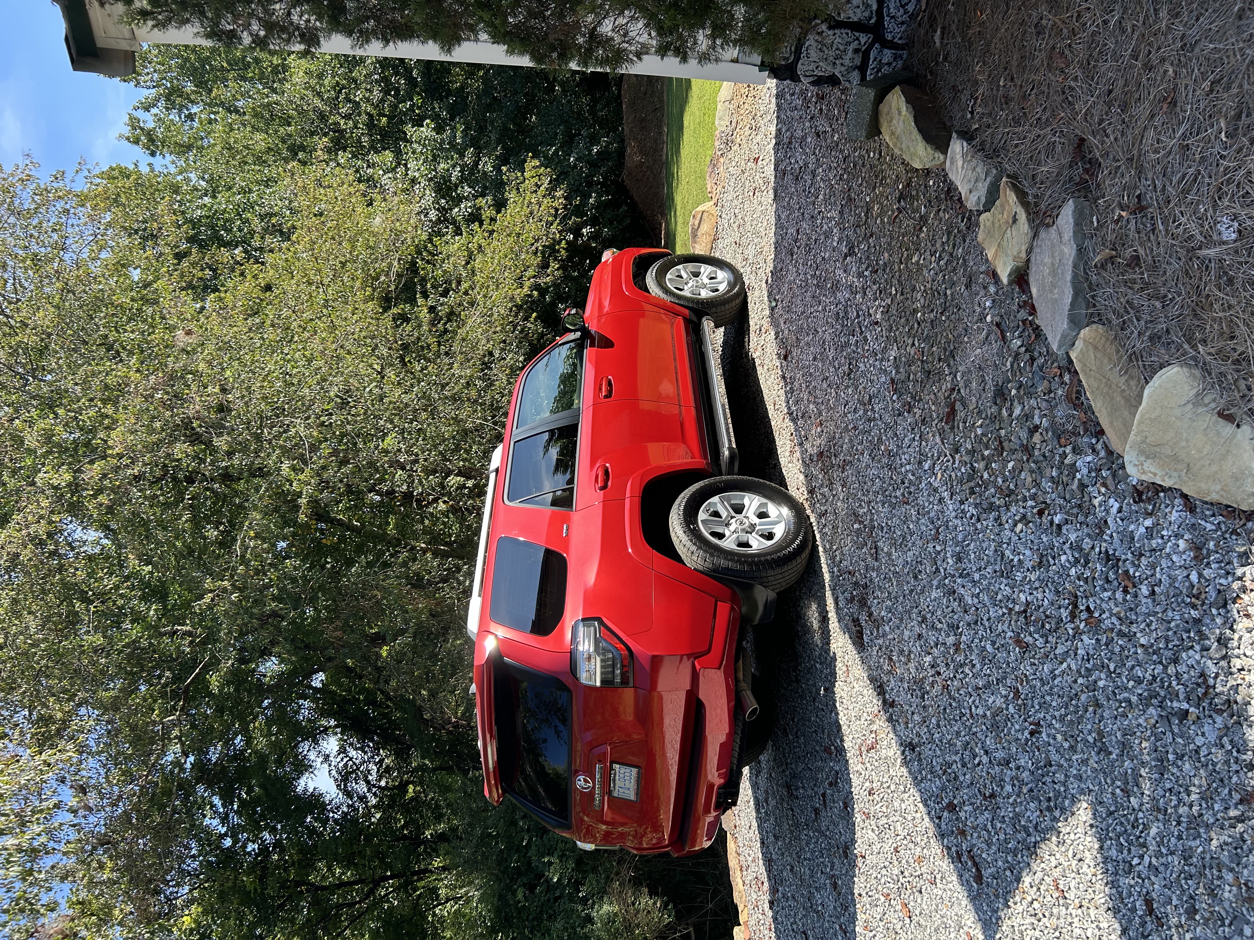 Used 2017 Toyota 4Runner SR5 Premium AWD/4WD image 1