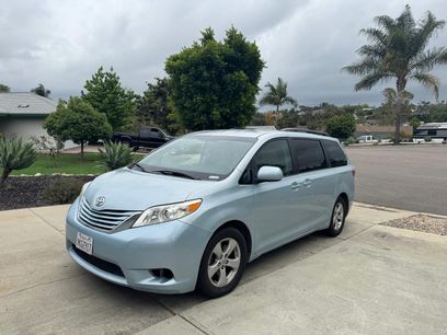 Used 2015 Toyota Sienna LE