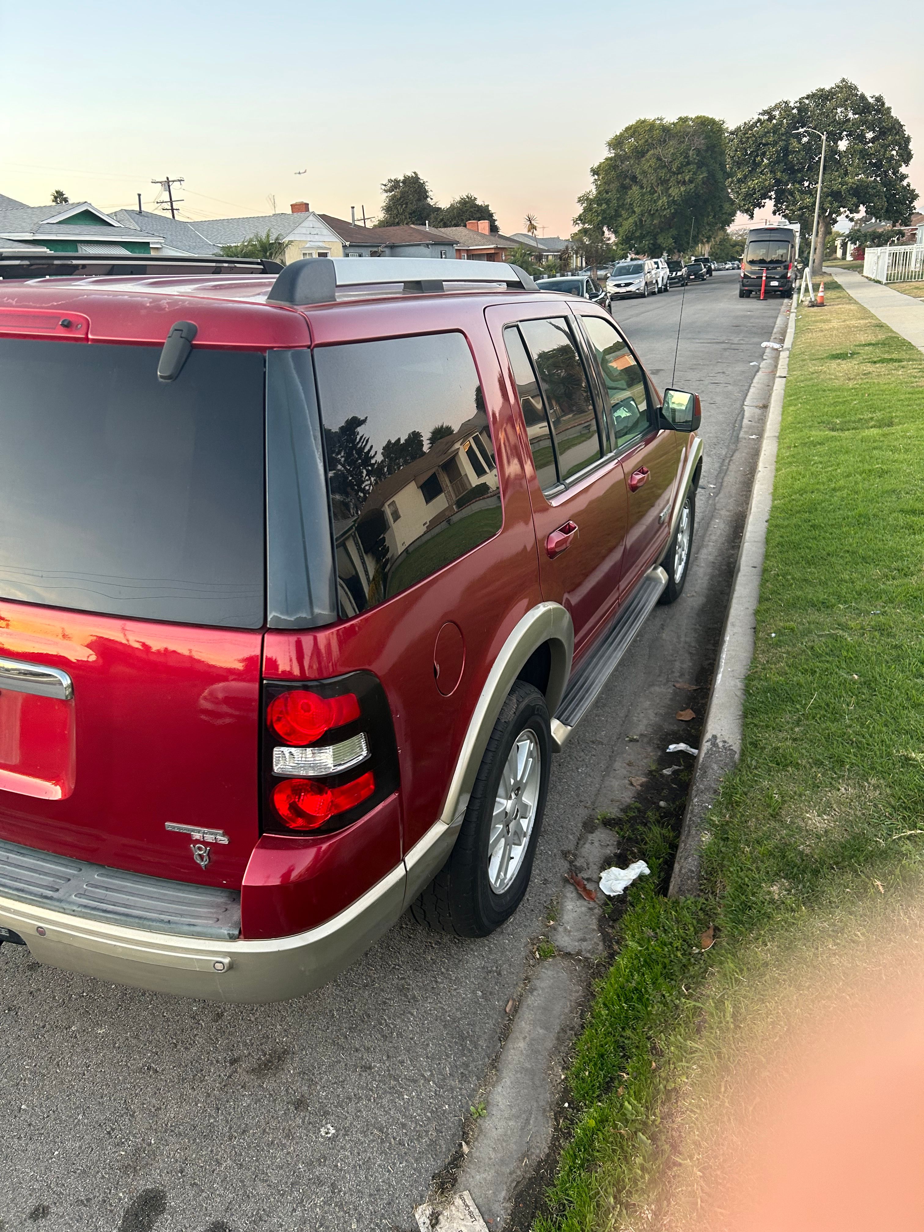 Used 2006 Ford Explorer Eddie Bauer AWD/4WD image 1