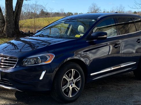 Used 2015 Volvo XC60 T6 Premier Plus image 5