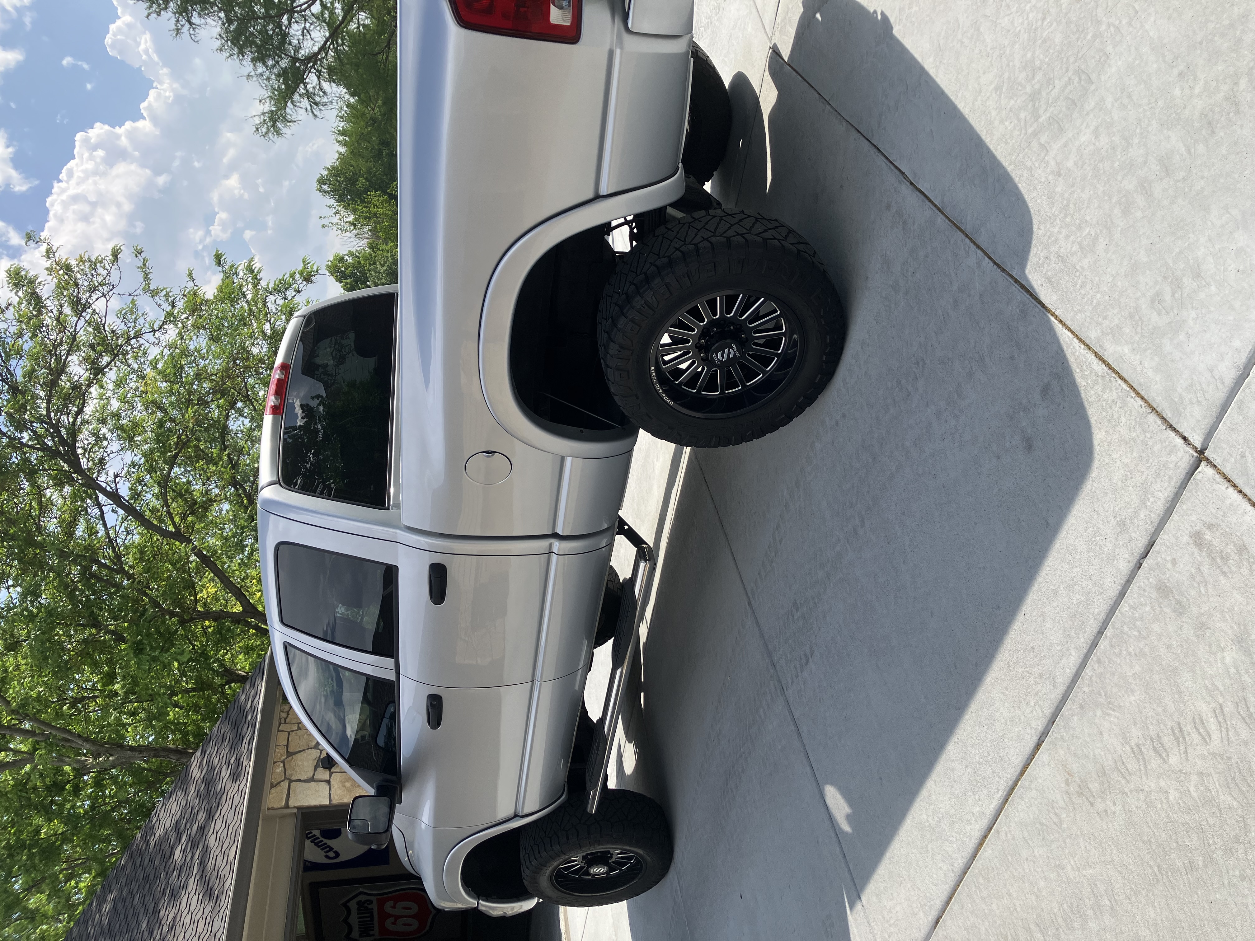 Used 2005 Dodge Ram 2500 Truck SLT w/ Sport Appearance Group AWD/4WD image 6