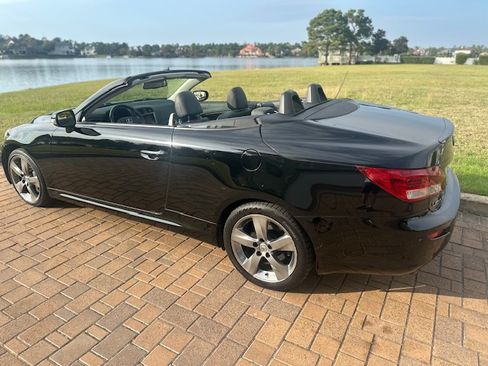 Used 2010 Lexus IS 350C image 12