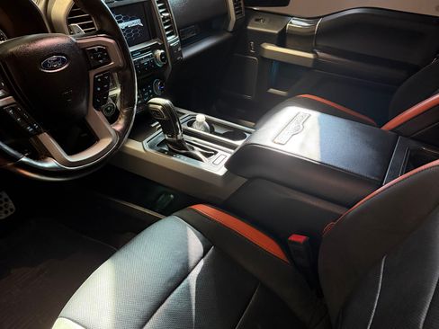 Used 2018 Ford F150 Raptor w/ Equipment Group 802A Luxury image 11