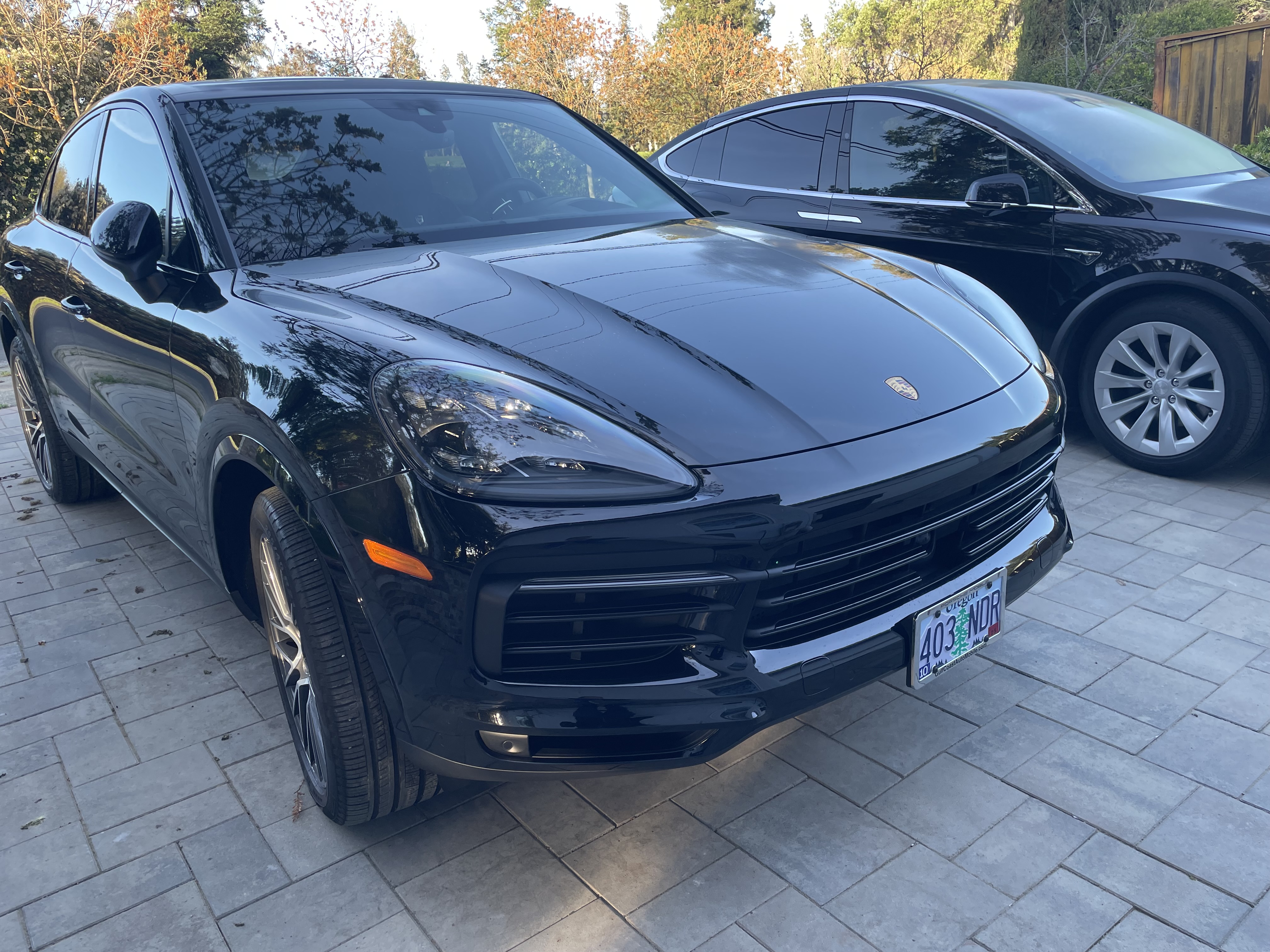 Used 2020 Porsche Cayenne AWD/4WD image 1