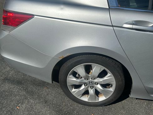 Used 2009 Honda Accord EX-L image 11