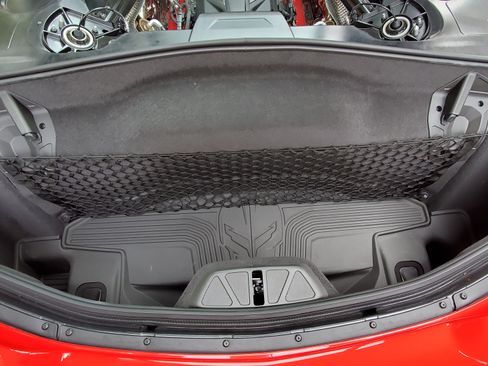 Used 2020 Chevrolet Corvette Stingray Preferred Cpe w/ 2LT Preferred Equipment Group RWD image 24