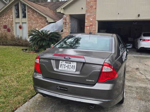 Used 2011 Ford Fusion SE image 5