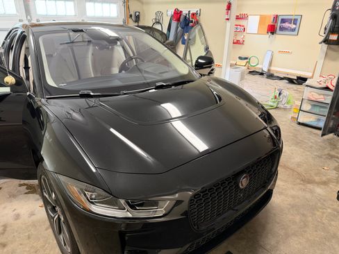 Used 2022 Jaguar I-PACE HSE image 1