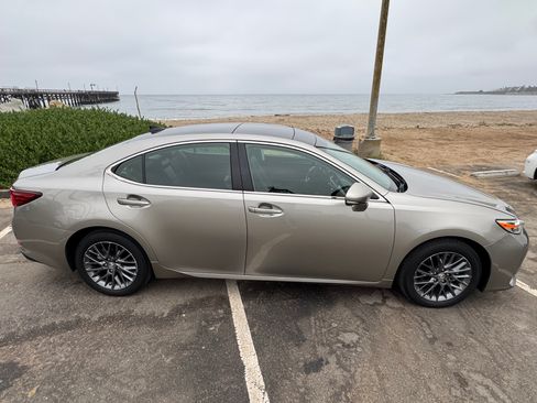 Used 2018 Lexus ES 350 w/ Navigation System Package FWD image 10