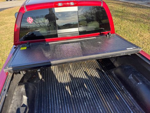 Used 2008 Dodge Ram 1500 Truck ST image 27