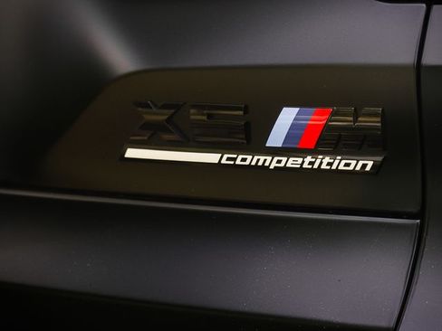 Used 2022 BMW X5 M w/ Competition Package 2 image 9