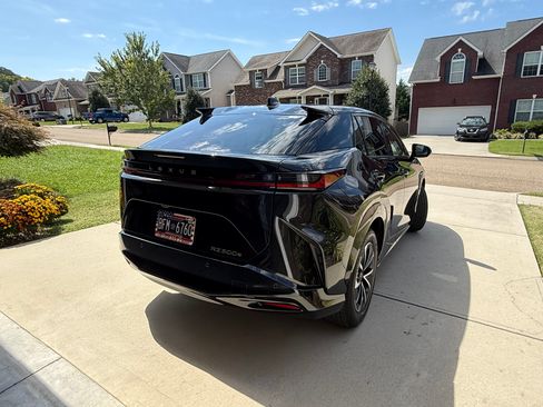 Used 2024 Lexus RZ 300e Premium image 13