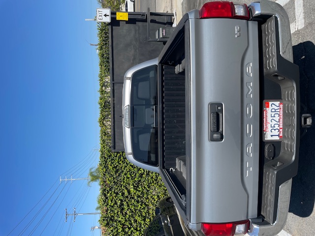 Used 2019 Toyota Tacoma SR5 RWD image 5