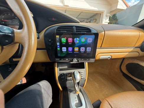 Used 2003 Porsche Boxster image 9