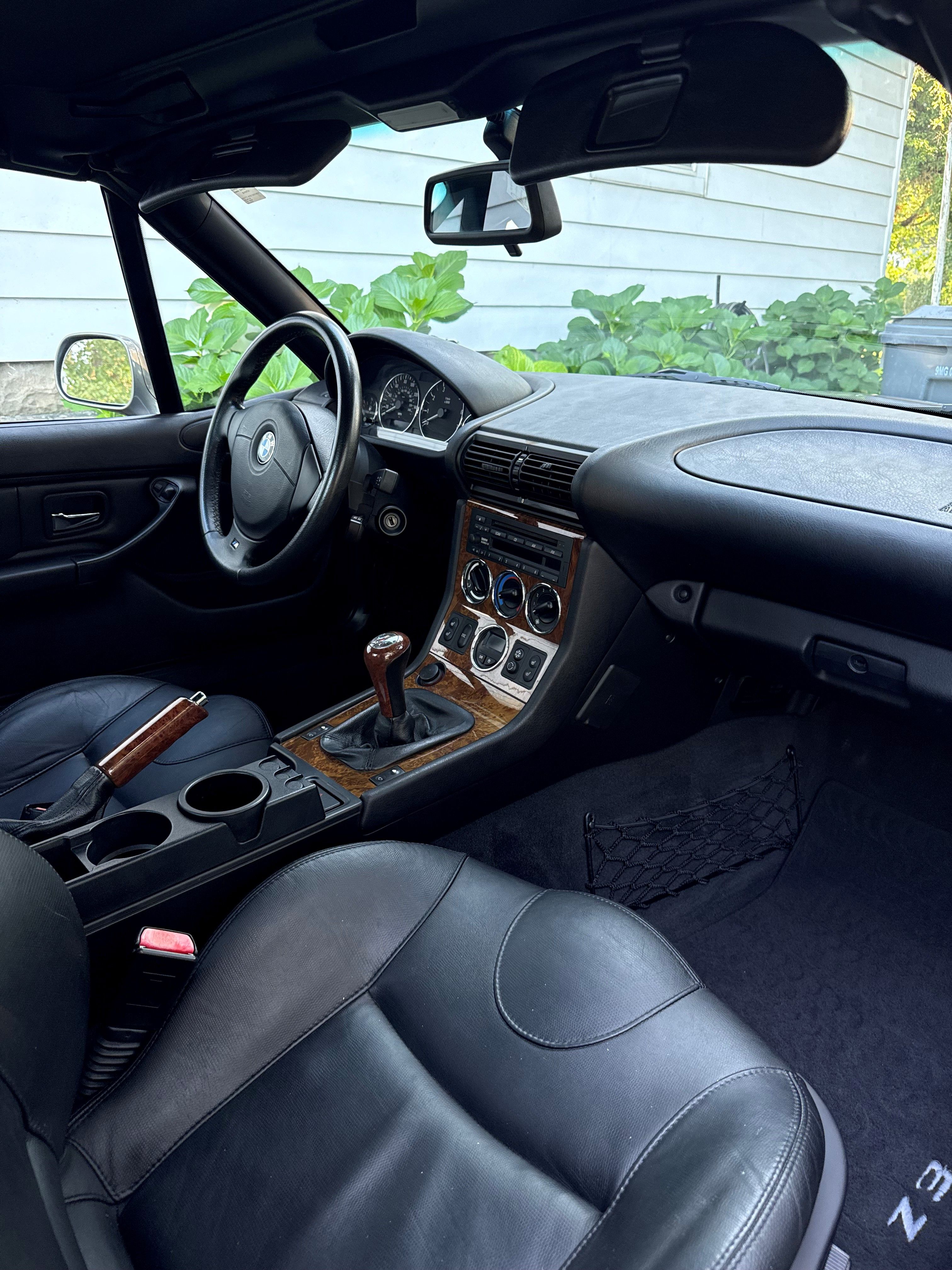 Used 2001 BMW Z3 3.0i RWD image 13