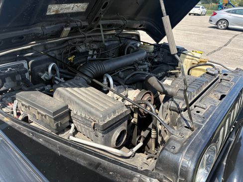 Used 1999 Jeep Wrangler Sport AWD/4WD image 22