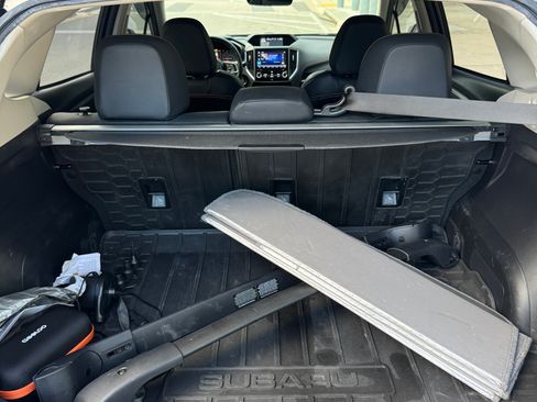 Used 2019 Subaru Crosstrek 2.0i Limited w/ Moonroof Package w/Navigation AWD/4WD image 26