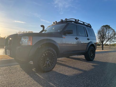 Used 2006 Land Rover LR3 HSE image 2