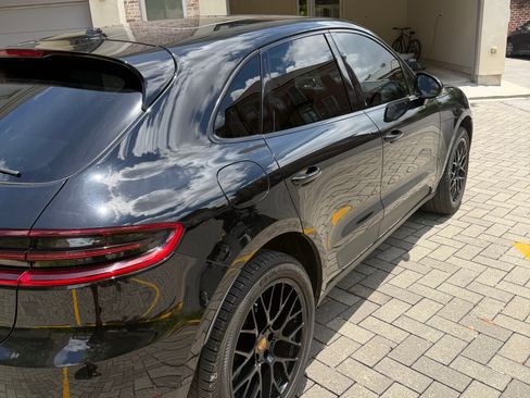 Used 2018 Porsche Macan S AWD/4WD image 4
