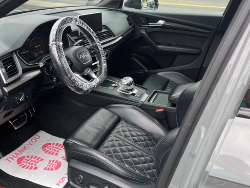 Used 2019 Audi SQ5 Premium Plus w/ Premium Plus Package AWD/4WD image 11