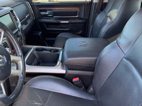 Used 2016 RAM 1500 Laramie w/ Convenience Group image 11