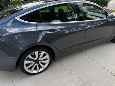 Used 2019 Tesla Model 3 Standard Range Plus RWD image 25