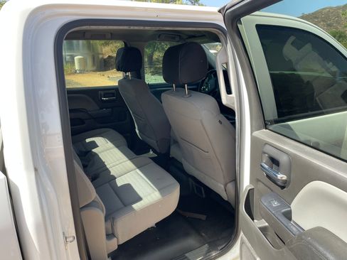 Used 2018 Chevrolet Silverado 1500 W/T w/ WT Convenience Package AWD/4WD image 13