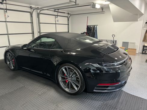 Used 2020 Porsche 911 Carrera 4S image 2