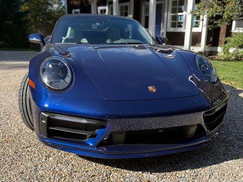 Used 2022 Porsche 911 Carrera 4S image 4