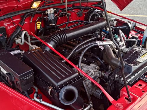 Used 2006 Jeep Wrangler Unlimited Rubicon image 20