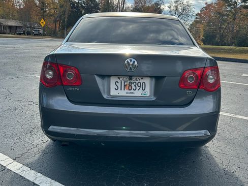Used 2006 Volkswagen Jetta TDI image 5