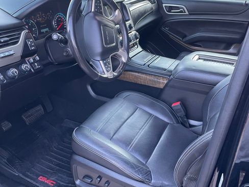 Used 2018 GMC Yukon XL Denali w/ Open Road Package image 20