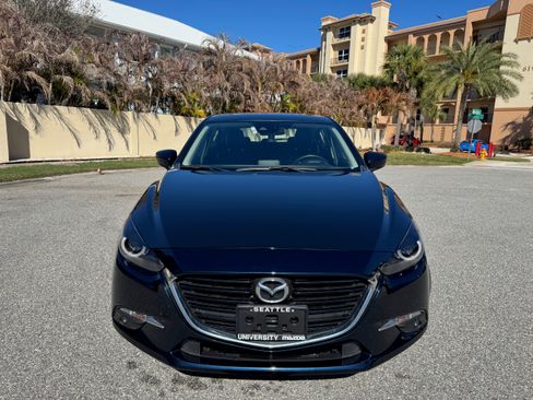 Used 2018 MAZDA MAZDA3 Grand Touring image 1