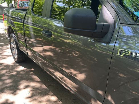 Used 2017 Ford F150 XL w/ Equipment Group 101A Mid RWD image 1