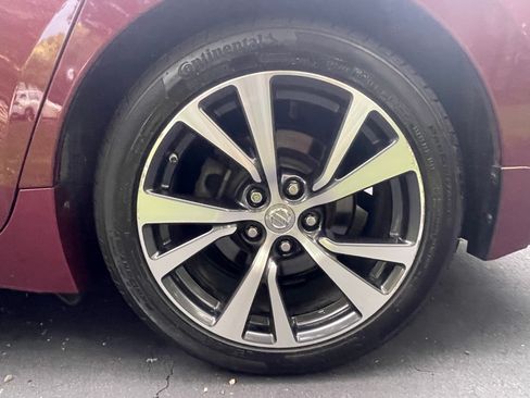 Used 2016 Nissan Maxima 3.5 SV FWD image 10