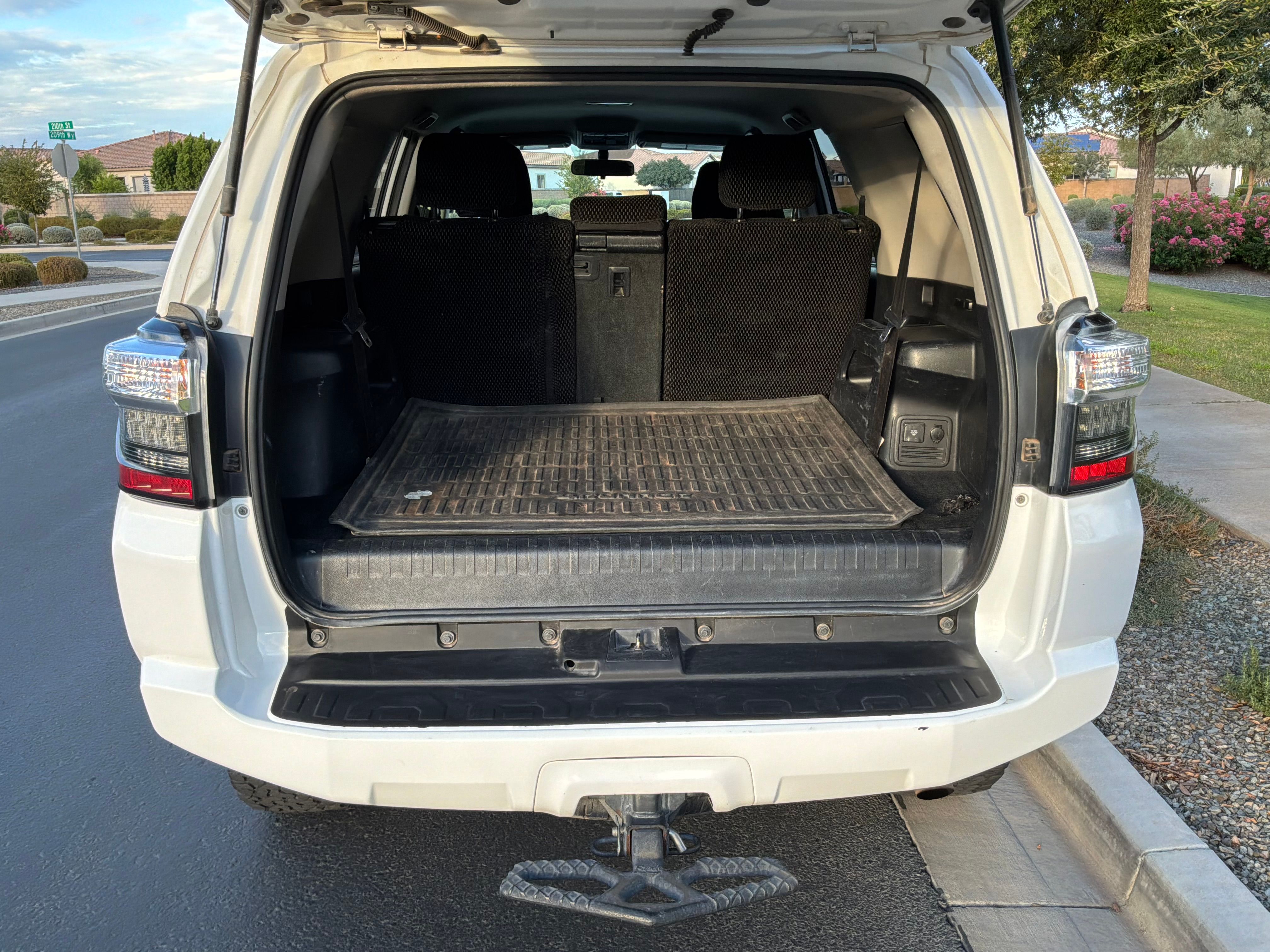 Used 2015 Toyota 4Runner SR5 RWD image 14