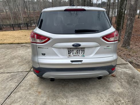 Used 2014 Ford Escape SE image 6