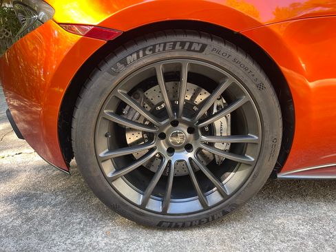 Used 2017 McLaren 570S Coupe image 9